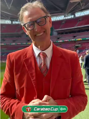 If Tony Adams was playing in today’s #CarabaoCupFinal , who would he like to play alongside and who does he think would be the toughest opponent to face? 👀 #Arsenal #ManchesterCity #CarabaoCup