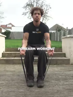 Forearms don’t lie 👀 build that grip, build that strength save this for your next session + level up your training 🫡 @Tayo  #calisthenics #gravityfitness #calisthenicsworkout #bodyweighttraining #cali