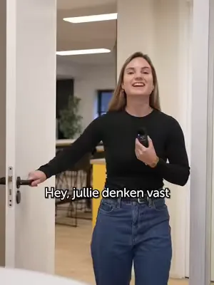 Geen advertentie? 🤡 Laat in de comments weten als je ook de Recharge slaapt! #cloudpillo #takeover #kussen 