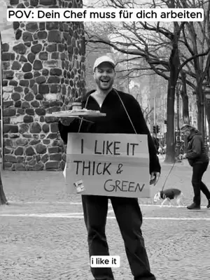 Ganz klarer Fall von Arbeitsverweigerung sag ich 👀👀 (& schnappt euch unsere matcha Creme hihi 💚🙂‍↕️) 