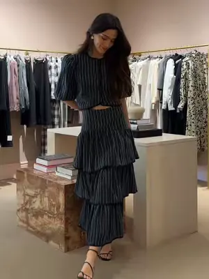 El total look de volantes que se ha convertido sin duda en nuestro favorito 🤩  @Maria Rama Antelo wearing Total Look Lucia  #voganacollection #fyp #parati #invitadaperfecta #totallook 