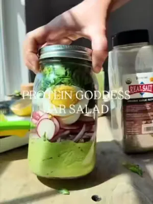 Meal prep, but make it fresh, crunchy, creamy, and actually exciting 🤍🥒🌿 Homemade dressing made even better with Redmond Real Salt Garlic Pepper.  Save this recipe for your next meal prep ↓ 🌿 Green Go