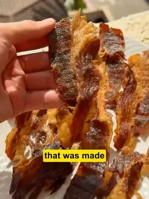 Most jerky companies trim the fat off. We do the exact opposite. 👀 We use the POINT CUT OF BRISKET — the fattiest, most flavorful part of the entire brisket. Then we leave the fat ON. Just BRISKET & S