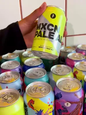 Mexican Pale Ale 🍻 Des notes de citron vert pour une bière rafraîchissante. ABV 5,5 % — à découvrir dès maintenant chez BBP. Fris, citrusachtig en licht tropisch — nu te proeven bij BBP. 🍻 #brusselsbe