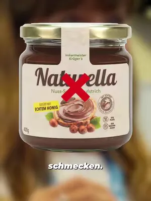 „Oh nein, das kann nicht schmecken!“ 😱 Die überraschende Reaktion auf unser Naturella! Weil es kein Nutella ist, kann es nicht schmecken?“ 🤨 Von wegen! Auf der Messe haben wir genau diese Skepsis auf 