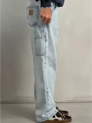 Premium 14oz Carpenter Jeans. Perfect fit 🌿 100% pre-washed cotton. Crafted in Portugal.