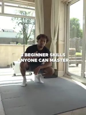 Want to start Calisthenics but not sure where to begin? These are 3 beginner skills almost anyone can learn with a bit of consistency. Start simple, build confidence, and focus on mastering the basics