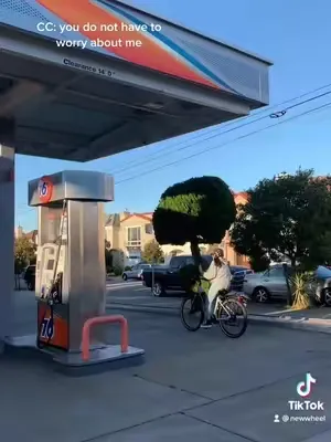 High gas prices? Can’t relate 🤷 #ebike #electricbike #gas #gasprices #sanfrancisco #bayarea #thenewwheel