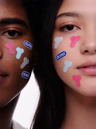 Peen-ple patches by Durex… Enough likes and we’ll make it happen 😉🍆 *For legal reasons this is a joke 😳 RT-M-MmYByu