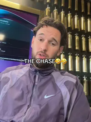 Bradley Walsh knows🫡🏆 #thechase #revels #bradleywalsh 