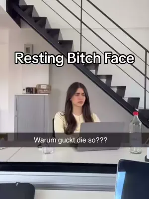 Hey Ihr Lieben, auch wenn das Video natürlich lustig gemeint ist, wurde ich tatsächlich oft auf mein "Resting Bitch Face" angesprochen,  daher kam auch die Idee. Um etwas freundlicher und entspannter 