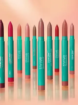 Our new 2-in-1 lipstick + liner delivers rich, smoothing color with a feather-free, shiny-satin finish in 10 bold shades 💄✨ Infused with nourishing emollients for an effortless glide-on application, w