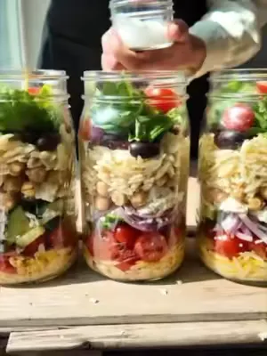 Lemon Pepper Greek Pasta Salad 🥒🍋✨ Fresh, flavorful, and perfect for spring + summer gatherings. Ingredients: • 3 cups cooked orzo • 1½ cups chickpeas • 1 cup feta cheese • ½ red onion, diced • 2 cups