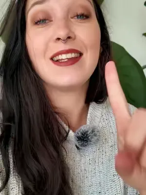 En hiver, quelques aliments peuvent vraiment changer la donne pendant la ménopause. La patate douce pour l’énergie et les fibres, les poireaux et les choux pour chouchouter le microbiote, les agrumes 