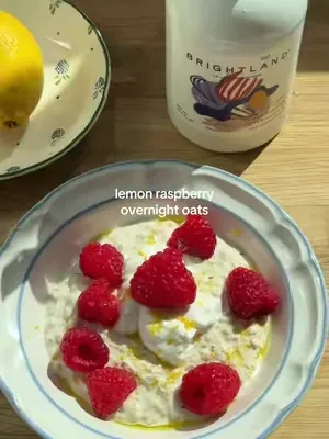 addicted to adding our lucid lemon olive oil to breakfast bowls!! 🍋 #brightland 