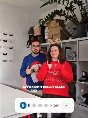 When your boss is very, very clear with instructions...  #christmas #DeltaHub 