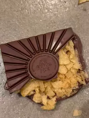 Geïnspireerd door de virale Pringles-chocoladetrend hebben wij de afgelopen weken volop getest, geproefd en geperfectioneerd… en we zijn er bijna! 🤩 Dit weekend lanceren we als eerste in Nederland een