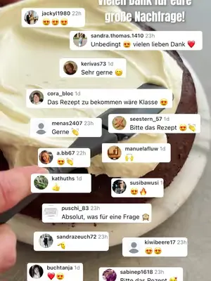 Wer sagt, dass Low Carb kein Stück Kuchen erlaubt? 🍫🍓 Dieser schokoladige Traum mit cremiger Quark-Creme und frischen Erdbeeren besteht den Geschmackstest – und macht dabei nur ca. 4 g Net-Carbs pro S