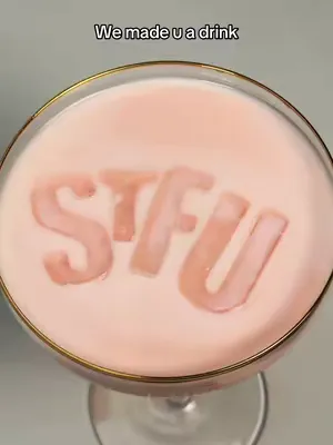 We made you an Au Strawberry Milkshake drink🍓🏆 #drinktok #drinktiktok #drinkcombo #easydrink #auvodka 