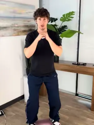 HEUTE LIVE! Die Merach Vibrationsplatte & der AB Trainer warten auf euch 💪 Wir zeigen euch effektive Übungen, smarte Tipps & wie ihr das Beste aus eurem Training zuhause rausholt ✨ Nur heute im LIVE: 