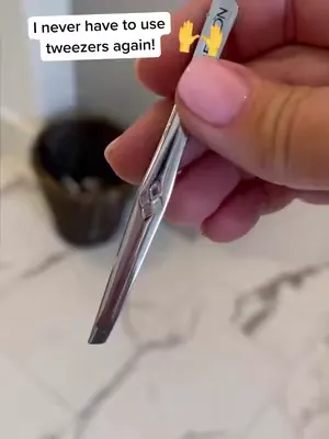 Want a solution for awkward hair regrowth? You're not alone! Thousands of women searched for a solution that leaves their skin feeling smooth without the daily battle against unwanted hair – until the