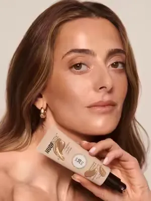Our Nudescreen collection just expanded✨⁠ ⁠ Nudescreen Dewy Illuminating Glow SPF 30 is your 3-in-1 daily essential: moisturizer, mineral SPF + dewy primer - all in one step. Lightweight, radiant, and
