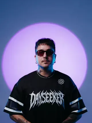 𝐃𝐀𝐘𝐒𝐄𝐄𝐊𝐄𝐑 𝐒𝐔𝐌𝐌𝐄𝐑 𝐋𝐈𝐍𝐄 𝟐𝟎𝟐𝟔 live now ✨ available for 72 hours only. link in bio. #dayseeker #merch #palemoonlight #fyp #foryoupage 