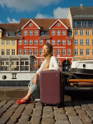 Exploring colour and contrast in Copenhagen with Dani 
