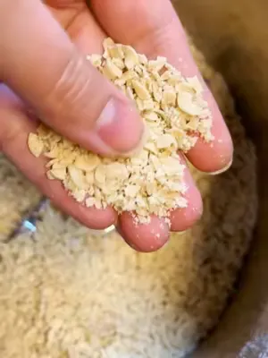 Was man wohl aus zerkleinerten STEINER´s Low Carb Locken-Spätzle kochen kann? 🤔