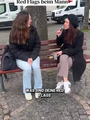Was sind eure Red Flags??🚩 #straßenumfrage #redflag #männer #frauen #fyp 
